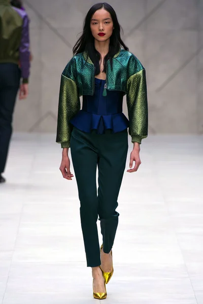 Look 35